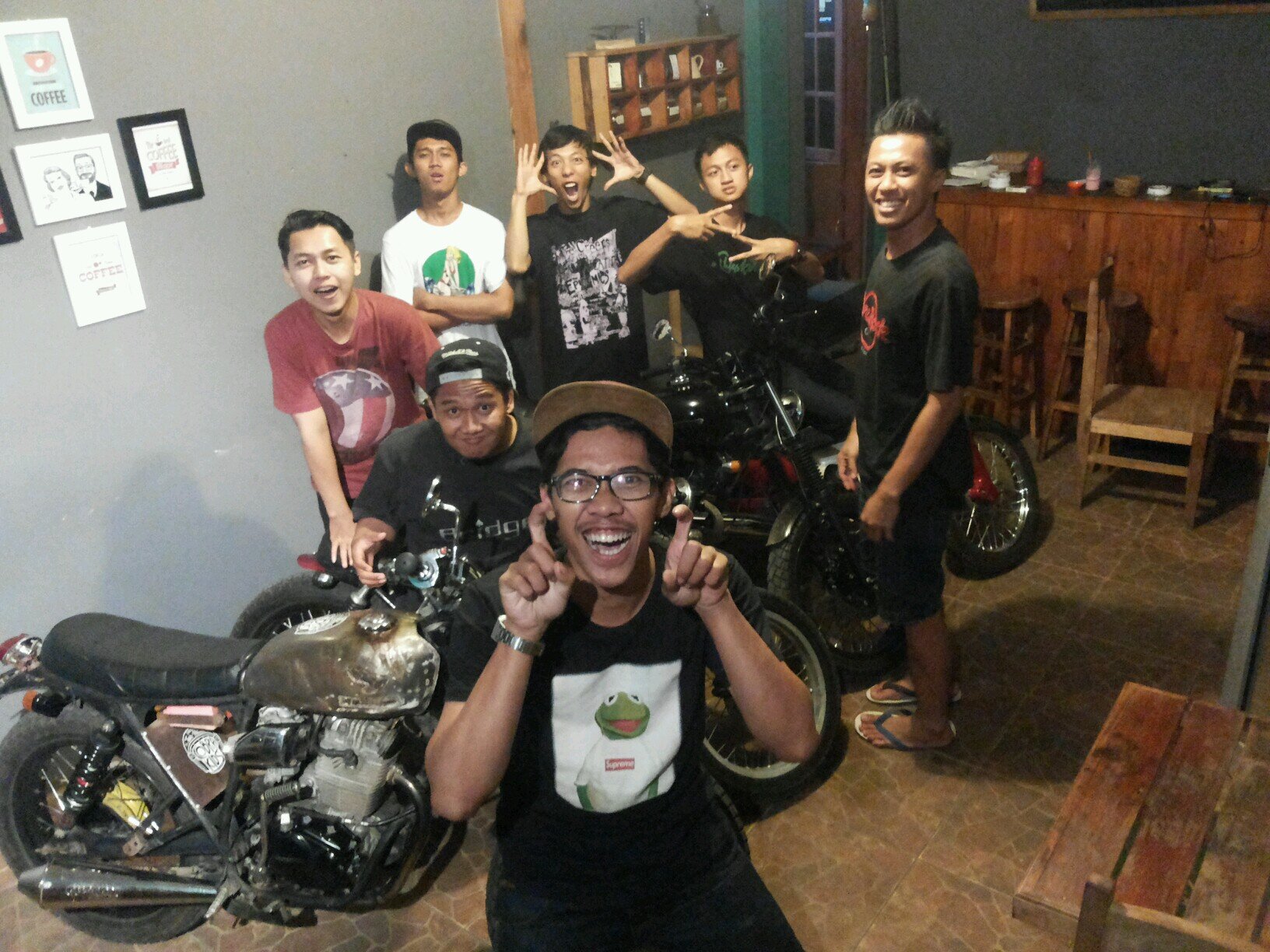 tshirt maker. design. one not three. cobra kids. losermachine. 26player. @wufstudio