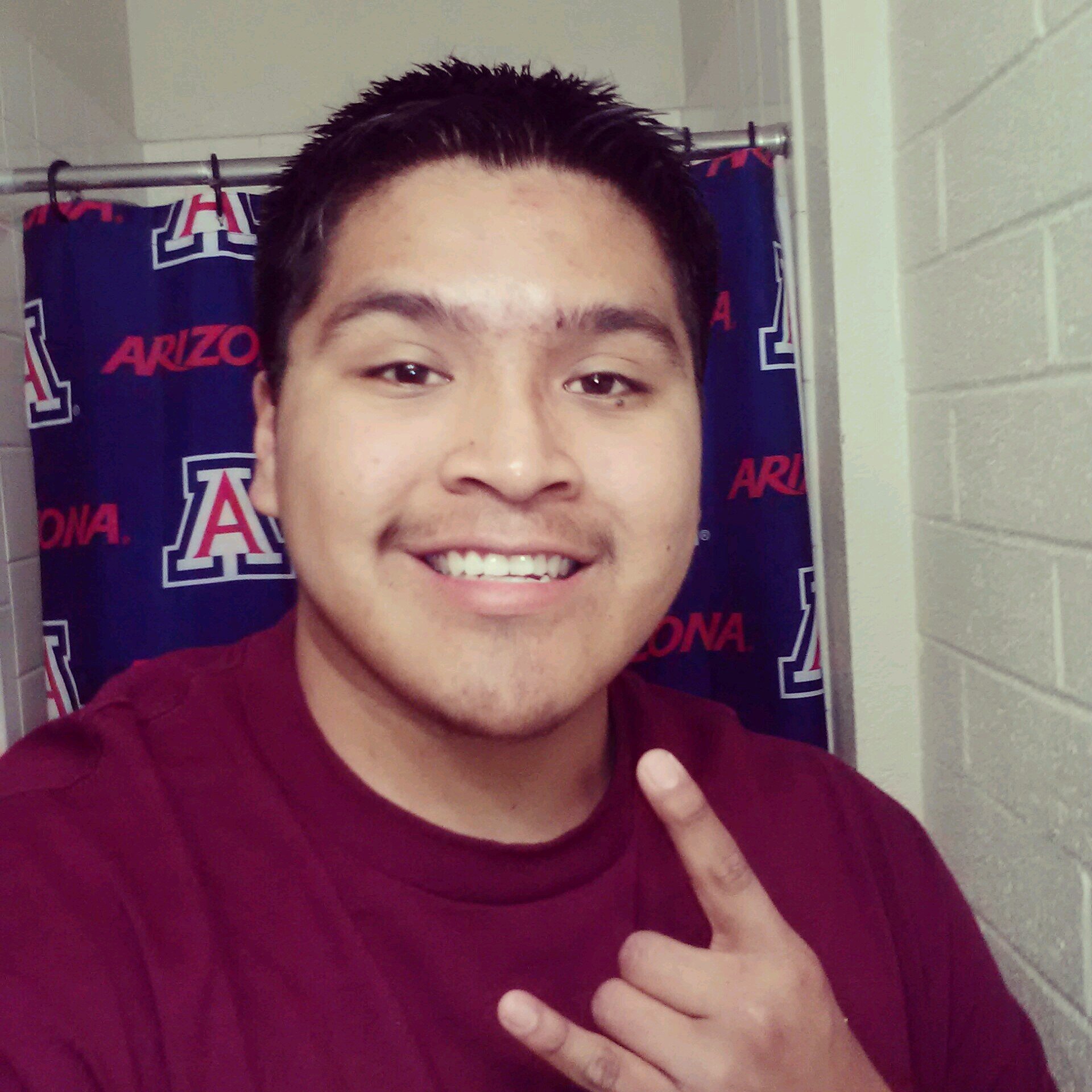 22 IG. ryan_niles_ |SC rna_real|Living Life to the fullest| Grind $ Hard|Basketball|#theFamily ZONA
