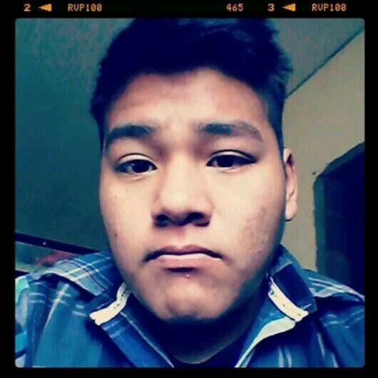 sigueme y te sigo , vamos se que queres seguirme ,putorraider , marooner, belieber , y mantenido.