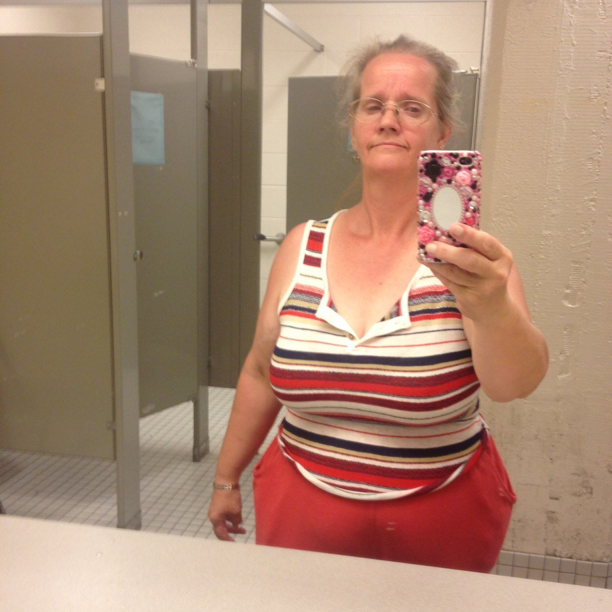 sscott8363's profile picture. Everything is going to be fantastic!