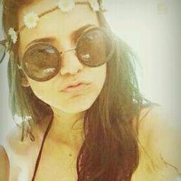 Fc Dedicado a nossa baby e diva @manugavassi ! me mandou beijo dia: 27/06/12 as 15:03 since:24/05/11 Dona:@CahhBomfim Parceria:@ManuManiacasFas .
