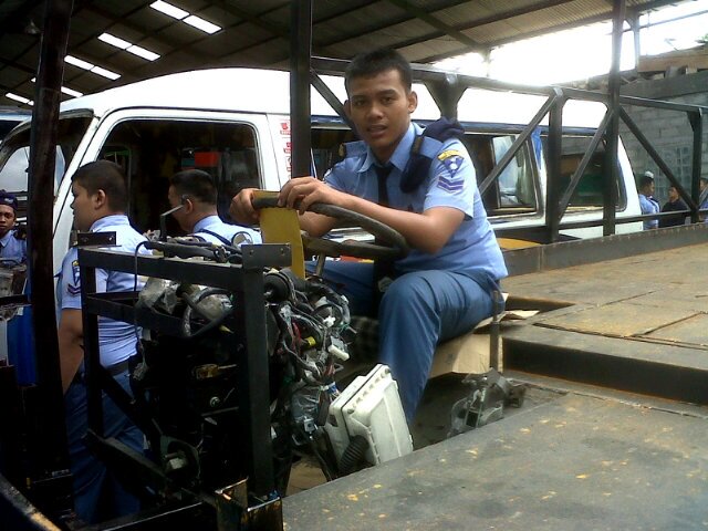 Do'a ibu sepanjang 201-500 M..||SMK Nasional(XI TKR 3)||PIN:32EFB84A||single