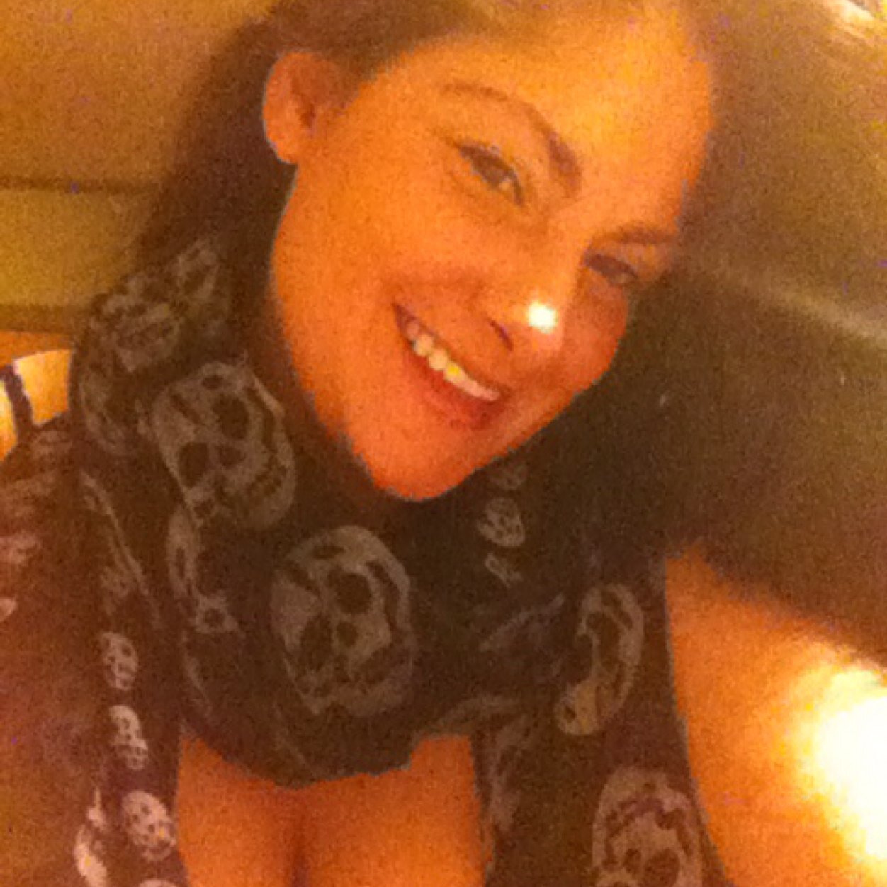 poca933's profile picture. Live love laugh