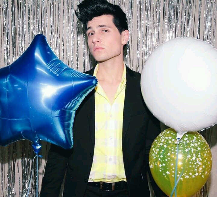 Massad1D's profile picture. Follow your thoughts. . . Or me ?    Just a regular tween, Regular One direction obsession, Messy room and too much time on the internet. I follow back