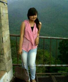 DeliaInggriani's profile picture. 