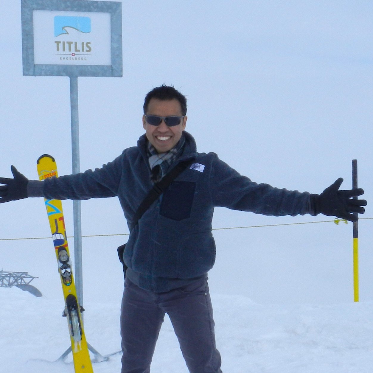 Oktav_Tumbel's profile picture. Pianist | Music Director | Arranger | Music Producer | Teacher @7strings music school | soundcloud - oktav-tumbel | https://t.co/vIfpZGVMSq |