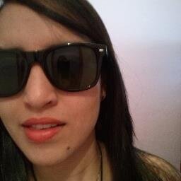 Um Instrumento nas mãos de Deus...Minha vida é adorar ao Senhor e fazer suas vontades hoje e sempre...cantar é o meu canal pra lhe adoraa...