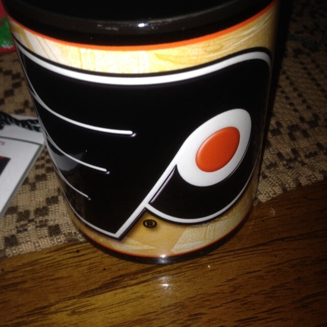 Flyers GM puck it all
Former NHLFANS11 Flyers GM