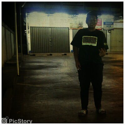 Music is mylife \m/ my hobi is playing football (y)