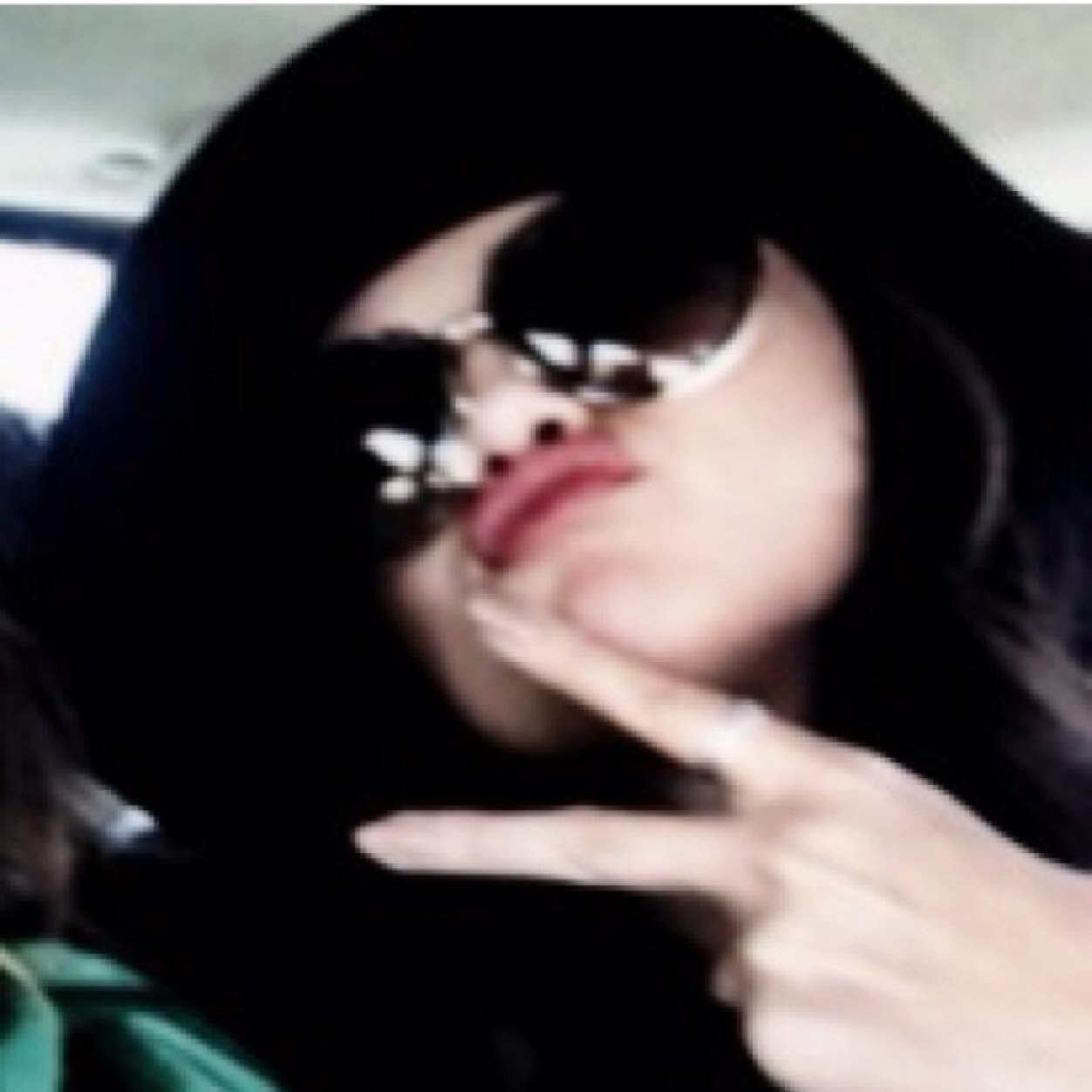 Met selena Gomez