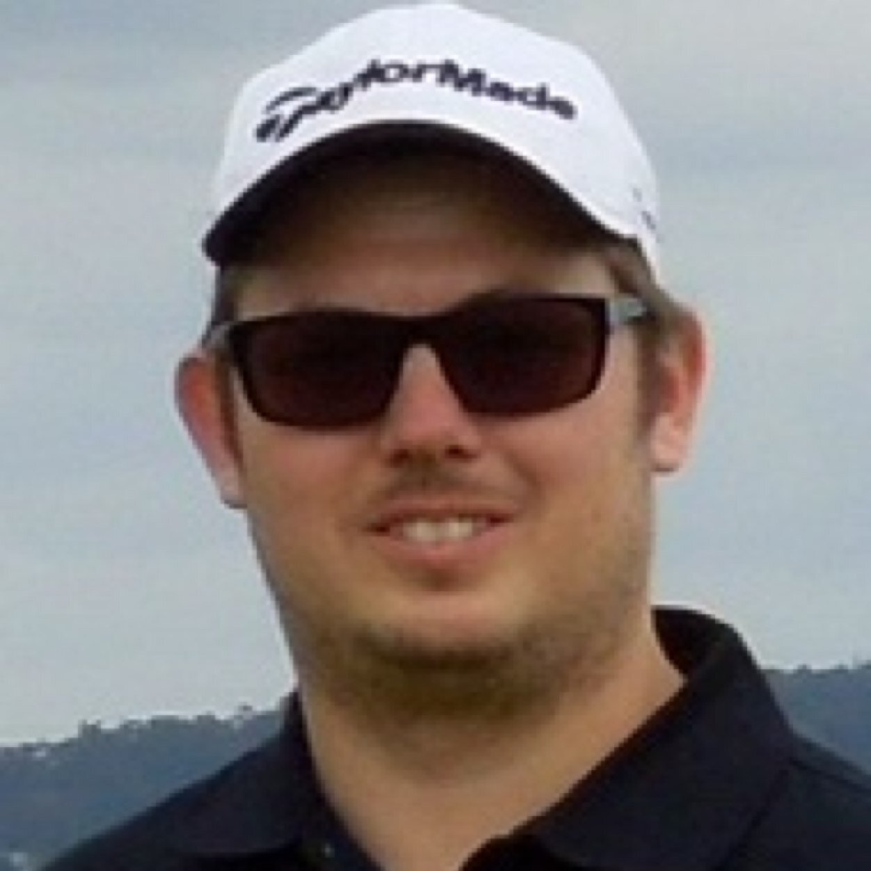 Mad sports/pies fan,Coach of DT and SC side LIVING THE DREAM, Average Amateur Golfer