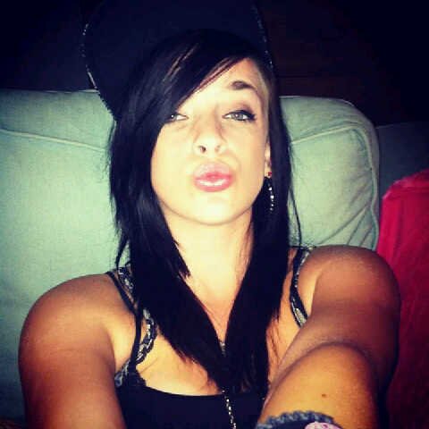 simonesmit3's profile picture. 