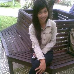new akun @therechia_epha | Fashion design - Smetanova | 25 oct | love Jesus :* Moom, Dad, Sister :3 | follback?? ~» mention dulu :)