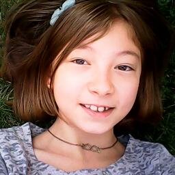 EKİN KOÇ ♥    RİHANNA♥     DEMİ LOVATO♥