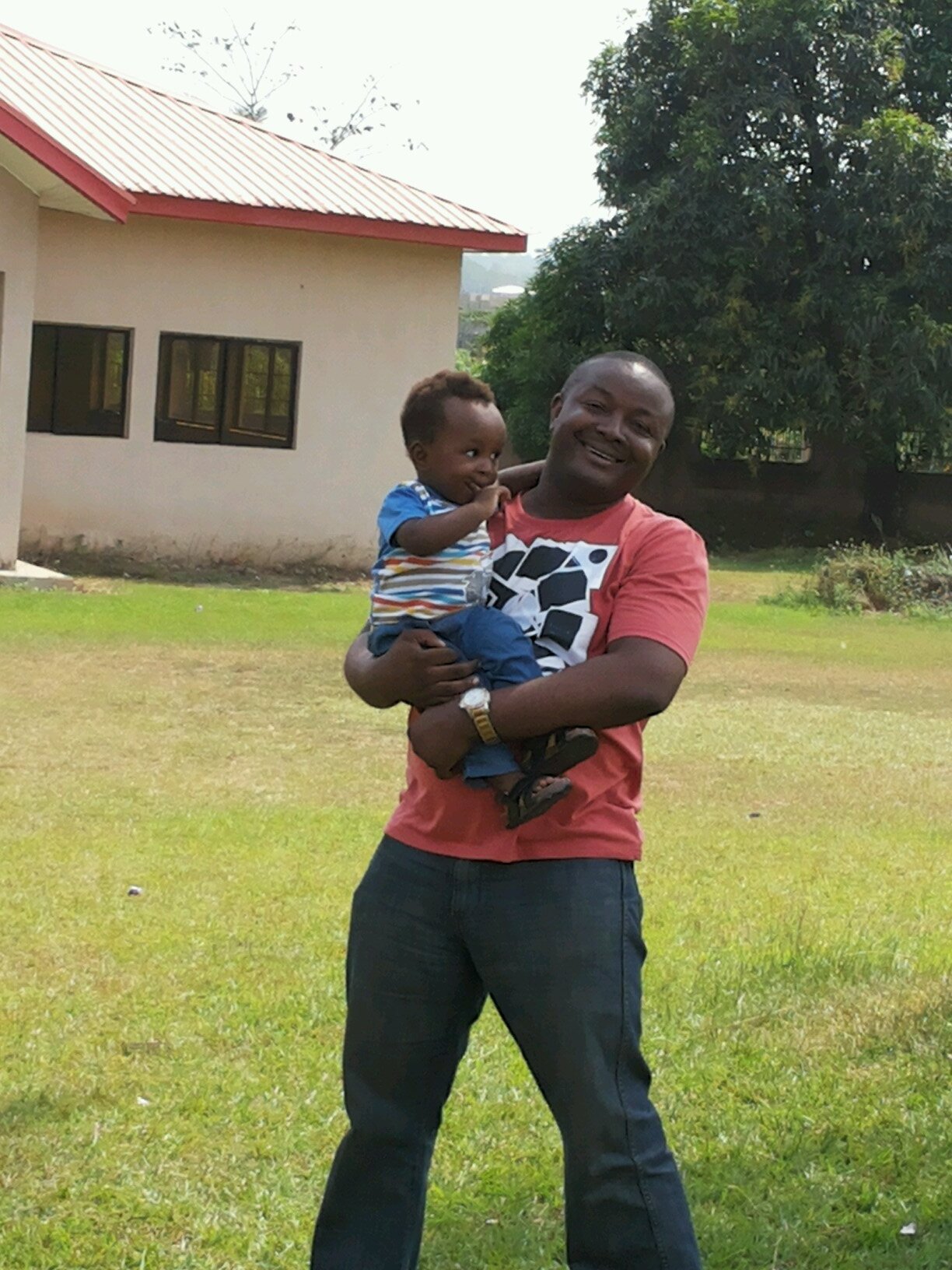 macteeatlarge's profile picture. 