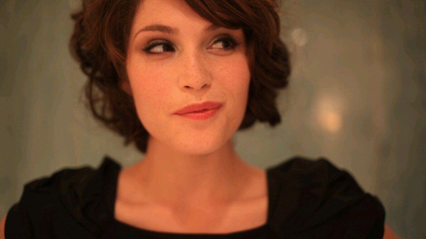 Mad? No. Crazy? Maybe. Insane? Definitely! They call me a goddess but I beg to differ. Just a crazy person with crazy powers. [Bi|RP]