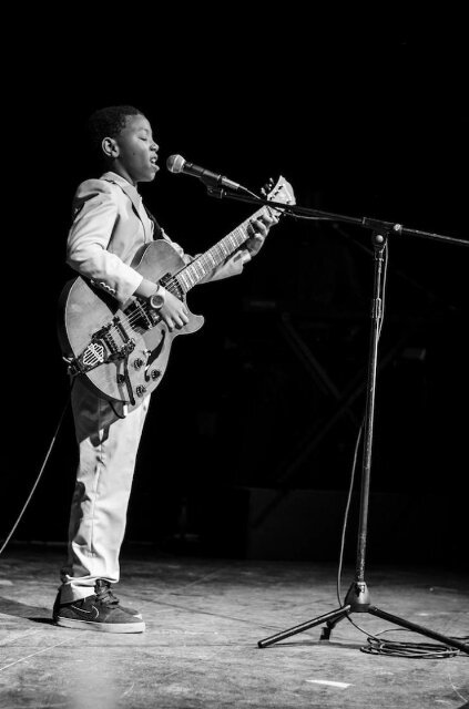 Iamlasbreed's profile picture. I've never seen a person who love his brother like me #love u post