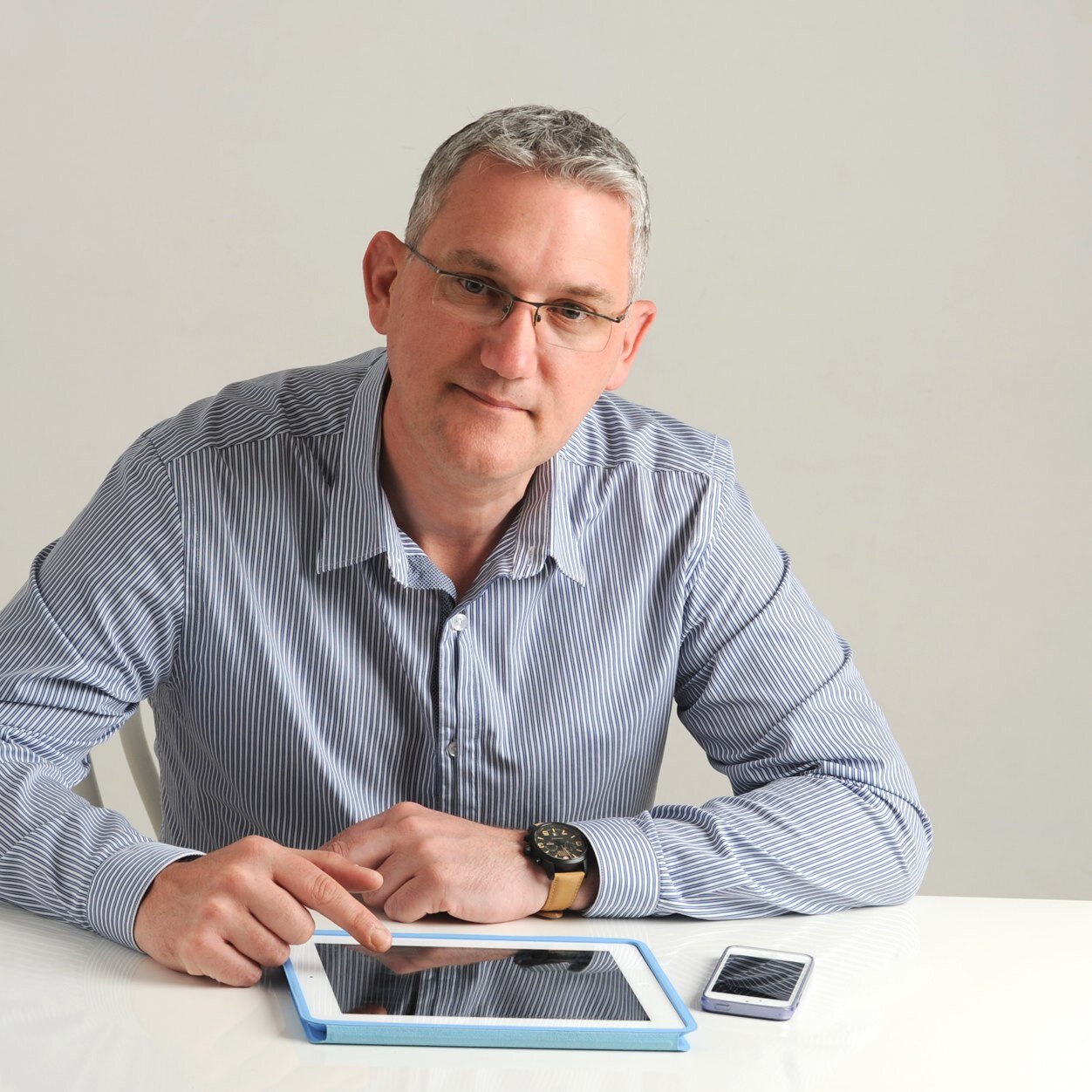 Internet marketer/ Mentor A founding member of the Six Figure Mentors and Digital Experts Academy.