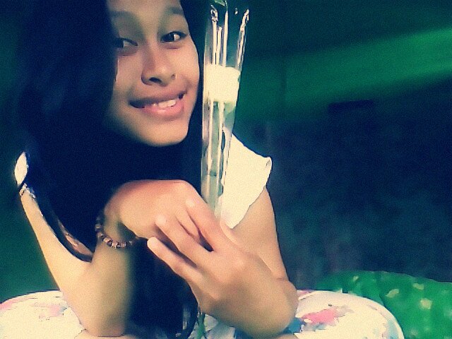 apapun yang terjadi, life must goes on :)