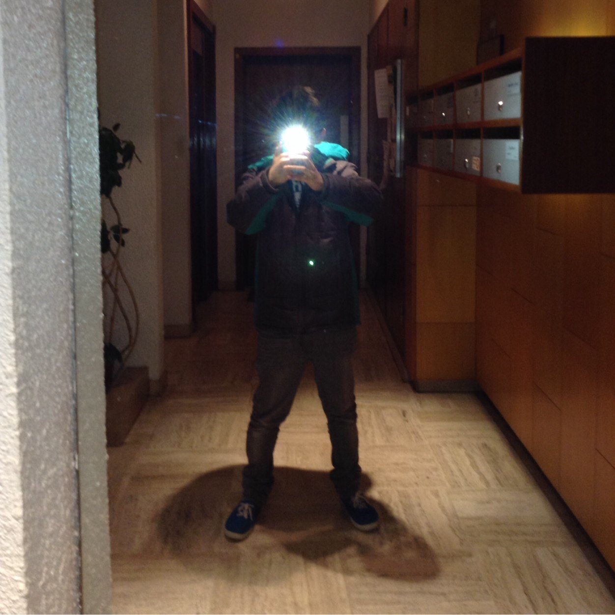 Salut.Abonn' toi, J m'abonn' ;)