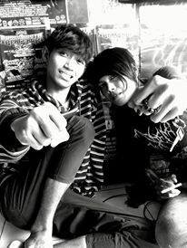 andhi305's profile picture. 