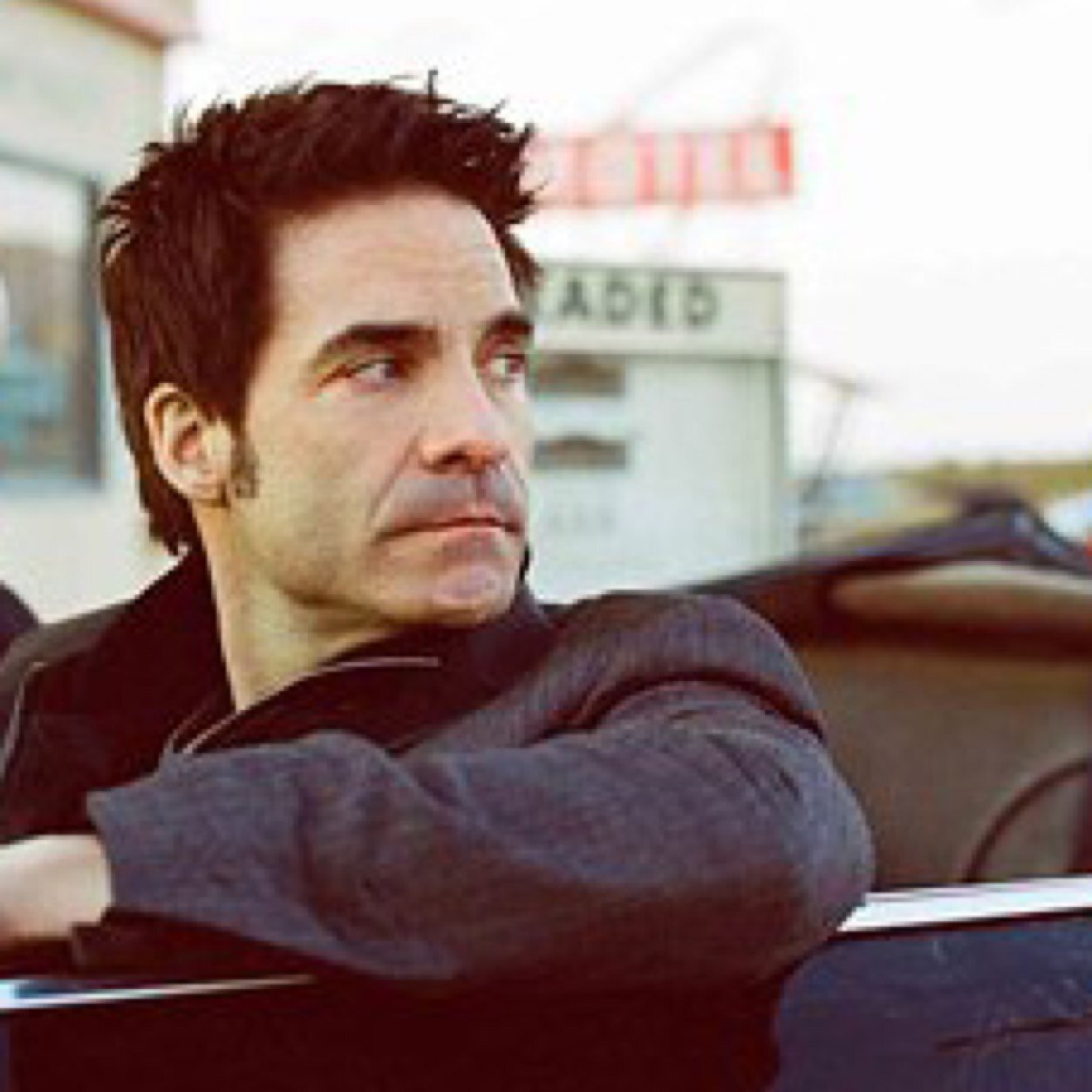 PatMonahanFr's profile picture. Le site français dédié au leader du groupe @Train /The french site dedicated to the lead singer of Train. Follow @patmonahan @patsofatso! - @trainfrenchteam