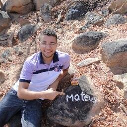 me segue que eu te sigo de volta