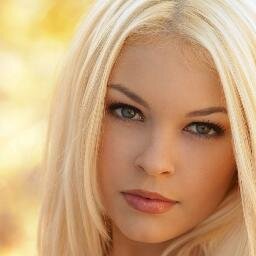 Ценю в людях искренность, пишу и фотографирую.
#читаювзаимно #читайменяаятебя #rufollow #rufollowback #ВзаимныйФолловинг