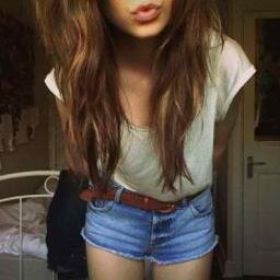 Im inlove with those teenage dirtbag. Directioner-Rusher-Belieber-Lovatics. My name sounds like ricochet xoxo