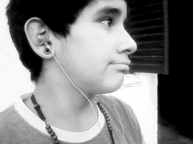 SOLO QUIIERO DARTE UN BESOOO !!