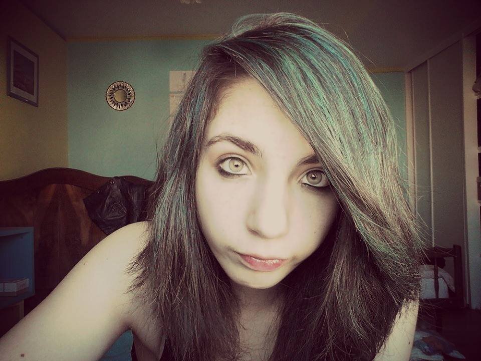 AllAboutIki's profile picture. Artiste, musicienne, et trolleuse professionnelle, bienvenue dans cette univers ;)