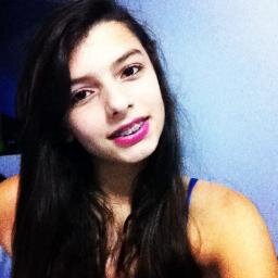 Ser feliz é o que importa, dane se a opinião dos outros