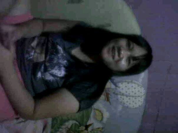 Rini_Tumbuang's profile picture. Always love U :*