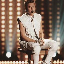 Justin bieber's who died when he heard his name deliren cute girl.
JUSTİN BİEBER LOVE