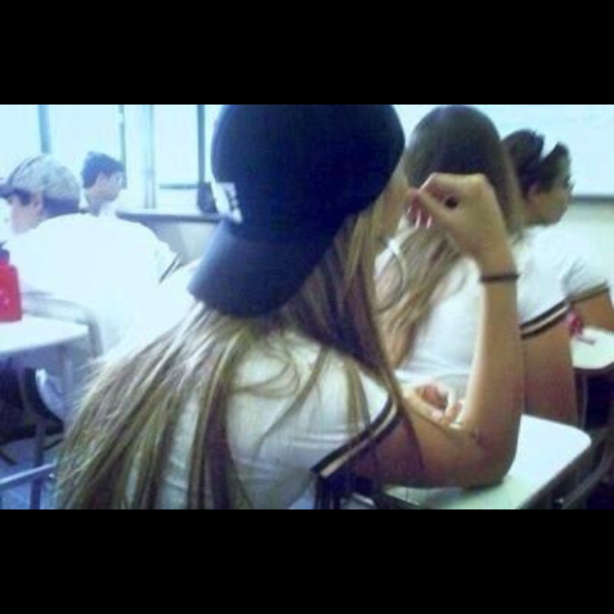 tenho namorado , 15 anos . whats App nao passo . bjo
