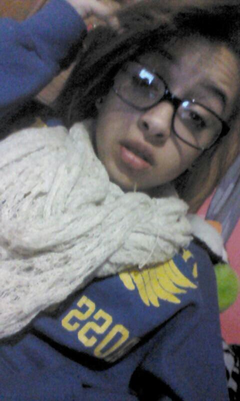 Hiya ... I Shower Naked (; I Was Also Born Naked ... And I Pull Down My Pants EVERY Time I Gotta Pee (; ..... Imma  Baller L( -_-L)