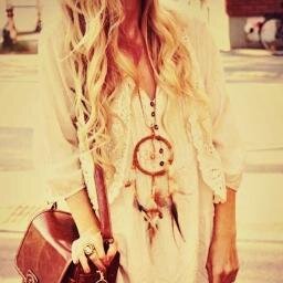 alone_tekstini's profile picture. Yᵒᵘ Oᶰˡʸ Lᶤᵛᵉ Oᶰᶜᵉ     ᴴᵉᵅᴿᵗ ᵂᶤᵗᴴ ᵃᶯ ᵅᴿᴿᵒᵂ ᵀᴴᴿᵒᵘᵍᶣ ᶤᵗ ♥ ❤