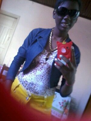 agatta_kelly's profile picture. amo quem me ama ,vai a merda quem me odeia tuu peitaa ou respeita !!!