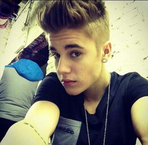 Belieber since the begining belieber til the end follow my new instagram @kidrauhl468 and follow me on twitter♥