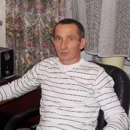 Построил дом,посадил не одно дерево,вырастил троих детей ,уже пять внуков....... и т.д.