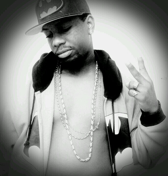 bstaks1987's profile picture. A music producer who is a real hit maker. trap music from the trap house to hollywood. 10 year experience in making beats from real life struggles!!