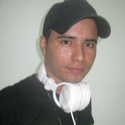 DJ CROSSOVER / PERIODISTA COMUNITARIO PROGRAMA DECIBELES / LA DOBLE L RADIO 91.8 FM VILLAVICENCIO.