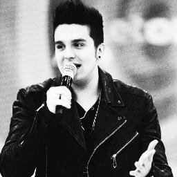 '' só quem sonha consegue alcançar 8) ♪' ''
- Luan Santana