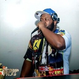 “Ya Ole Lady Favorite Dj”Dj K Twist showing everybody love on here bookings hit me up 864-659-0403 or Djktwist@Gmail.com instagram:@Djktwist  Snap:@Djktwist