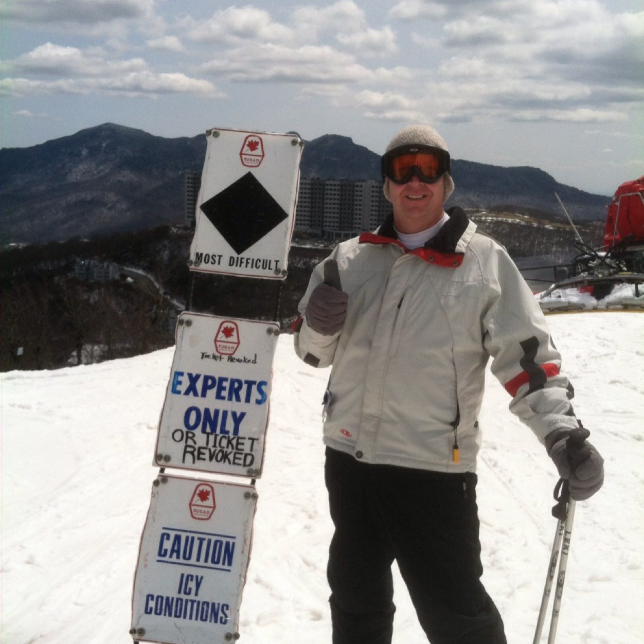 StateStreetProf's profile picture. Owner of State Street Snacks & Hospitality Finance Professor at University of South Carolina.