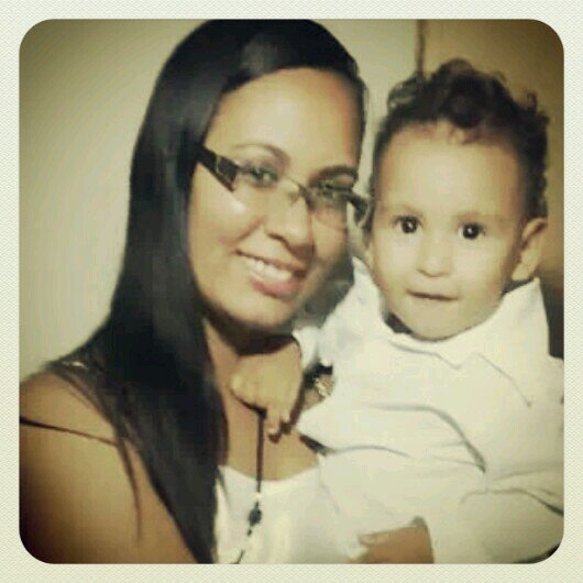 ☆Sou uma mulher guerreira, autêntica, alegre!!! Uma palavra: FÉ!!!!!   ☆

' * bjos de gloss. ♥  =D Te sigo de volta!!!! °•.