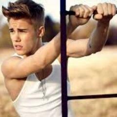 my name is elizabeth i am a belieber i love heart justin bieber and am also directioner and I really am ♥