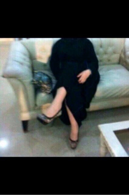 لي شروط أول شرط بطاقه موبائلي 100 نتكلم فون والشرط الثانيه يجئ الشقه ويعطيني بيدي 1000 واللي موافق يجئ خاص أبي جادين فقط ؟؟