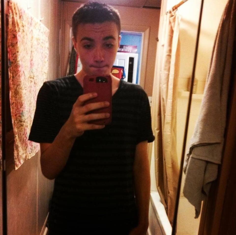 I am AcTive Equinox, I play mw3 fuck ghosts: Team AcTive : gb and competitive sniping: SnD is the best