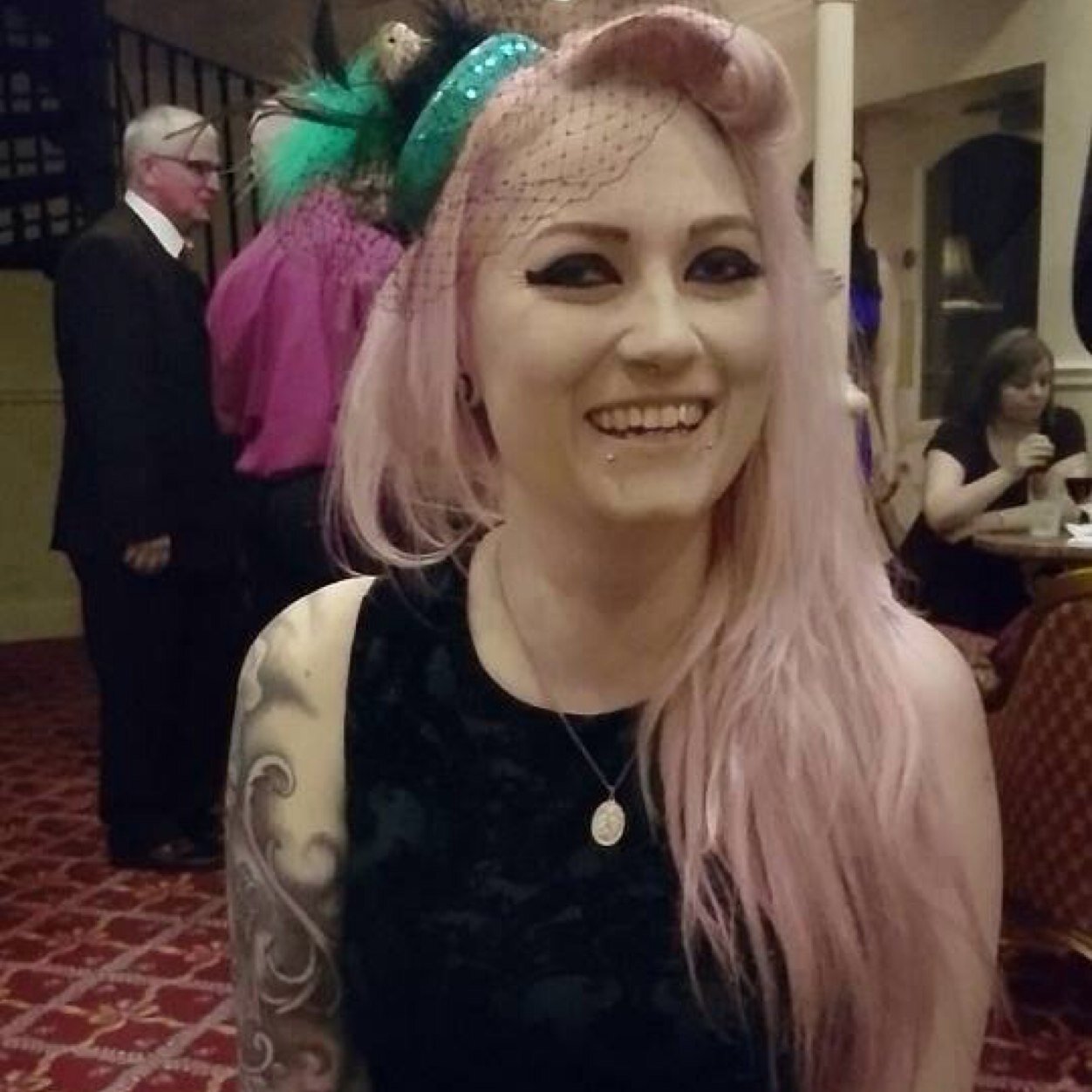 25, cats, pierced, tattooed and a hopeless romantic.